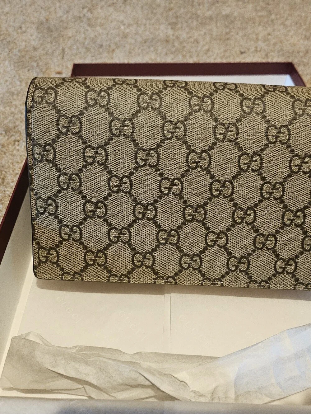 New In Box Gucci Beige Leather Trim GG Canvas Wallet with Gold Hardware
